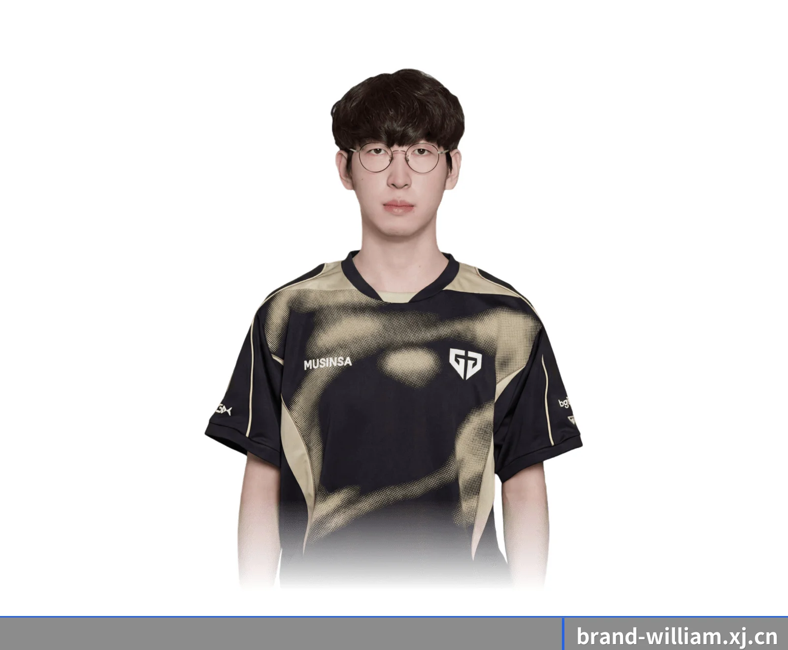 威廉体育贴合重度球迷盯盘直觉锻造的服务生态
